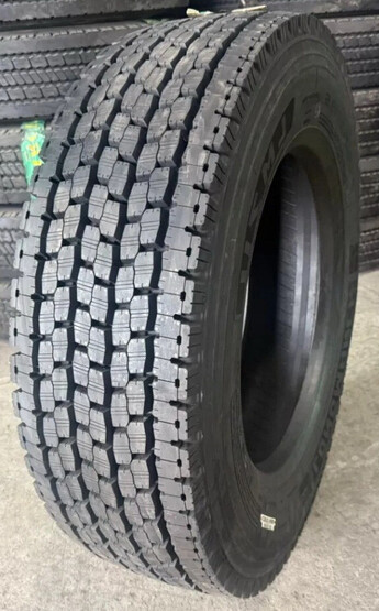 Long March Lm711 245/70 R19.5 136/134J16pr (Ведущая)